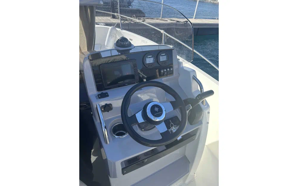 slider 5 Jeanneau Cap Camarat 6.5 CC