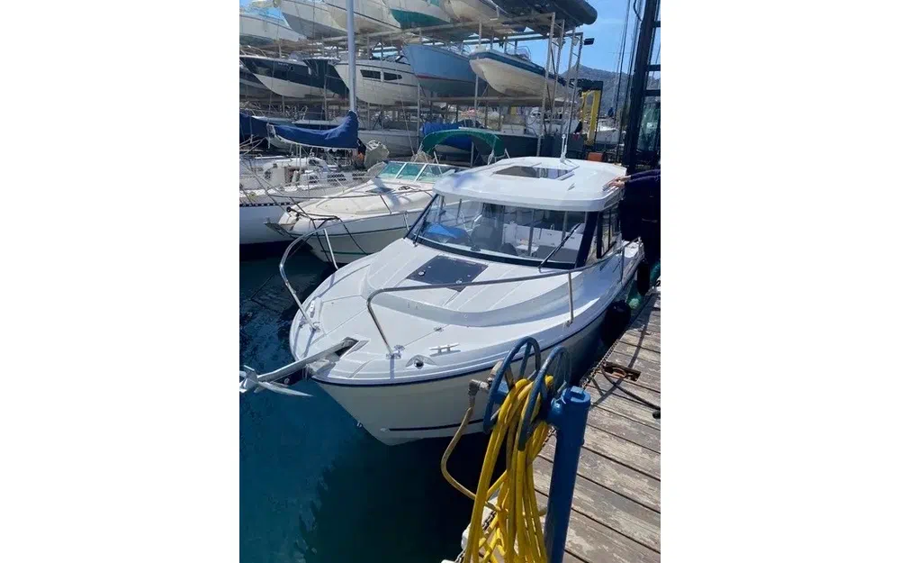 slider 1 Jeanneau Merry Fisher 695