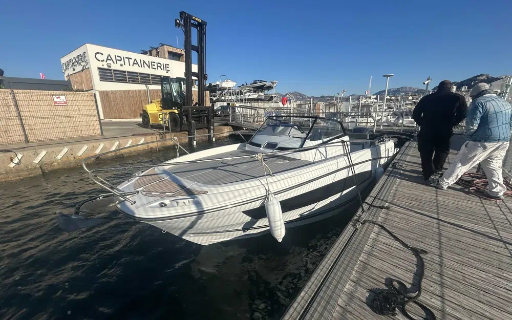 slider 0 Jeanneau Cap Camarat 7.5 WA