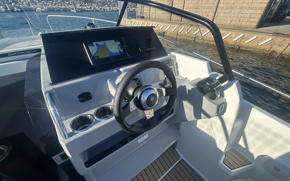 slider 7 Jeanneau Cap Camarat 7.5 WA