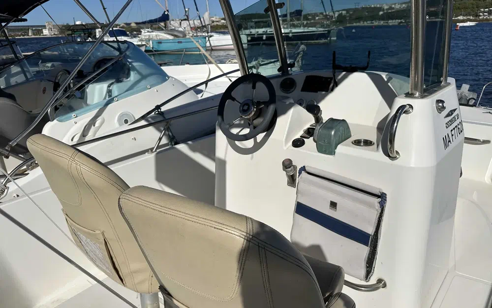 slider 4 Ocqueteau Ostrea 700 T-Top