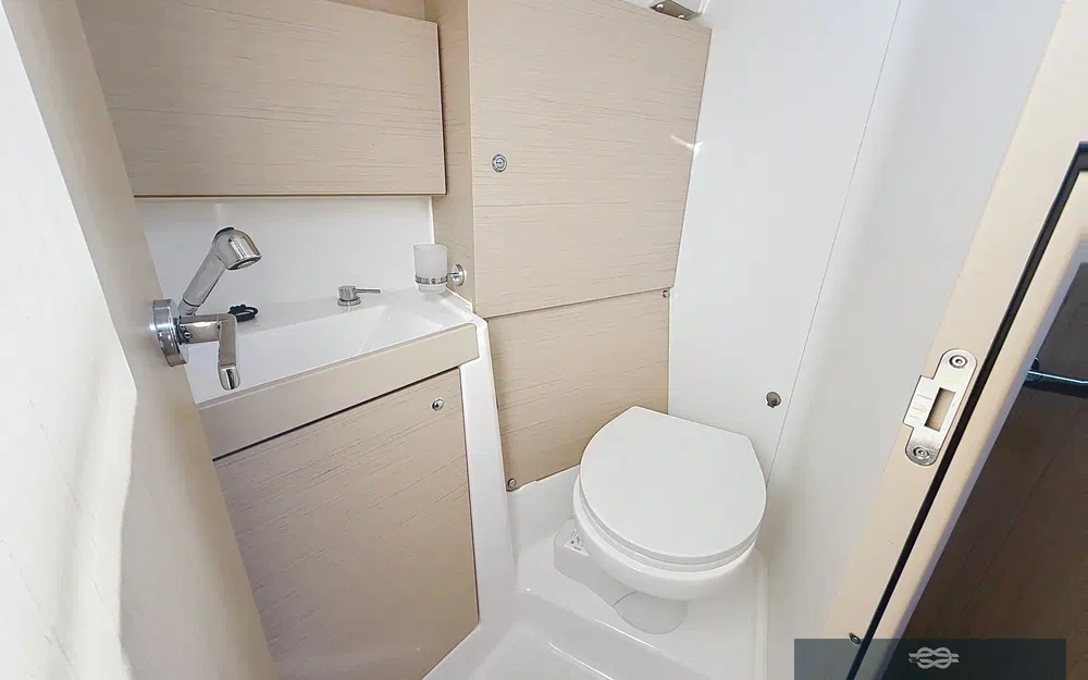 slider 24 Beneteau Oceanis 38.1