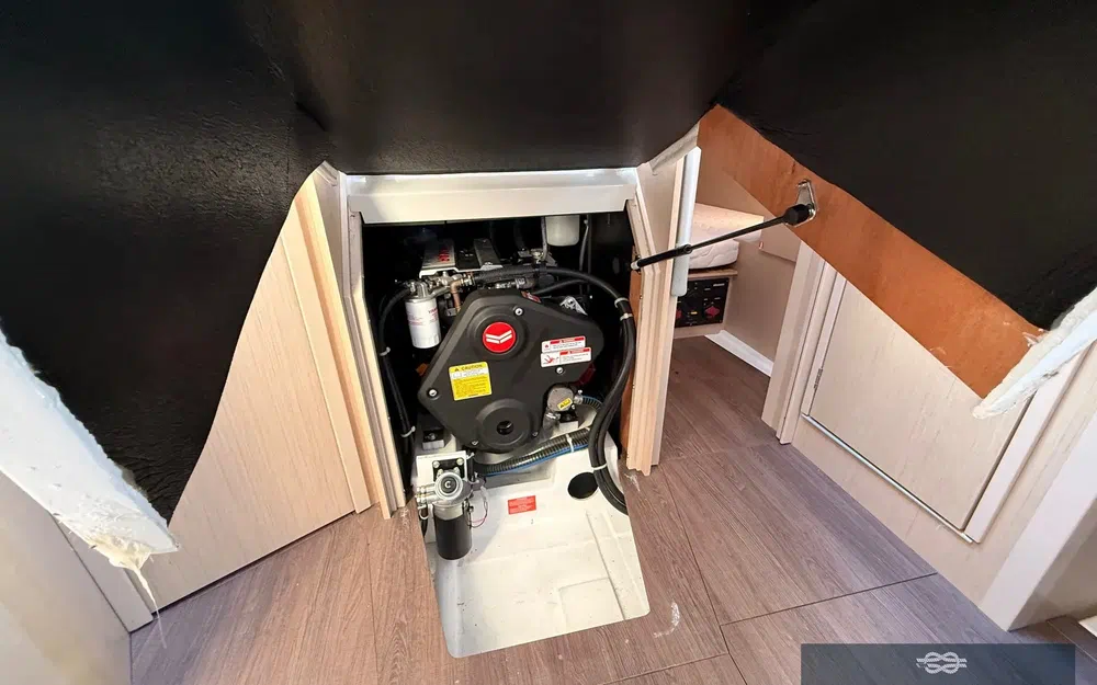 slider 32 Beneteau Oceanis 38.1