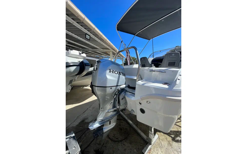 slider 12 Jeanneau Cap Camarat 5.5 WA