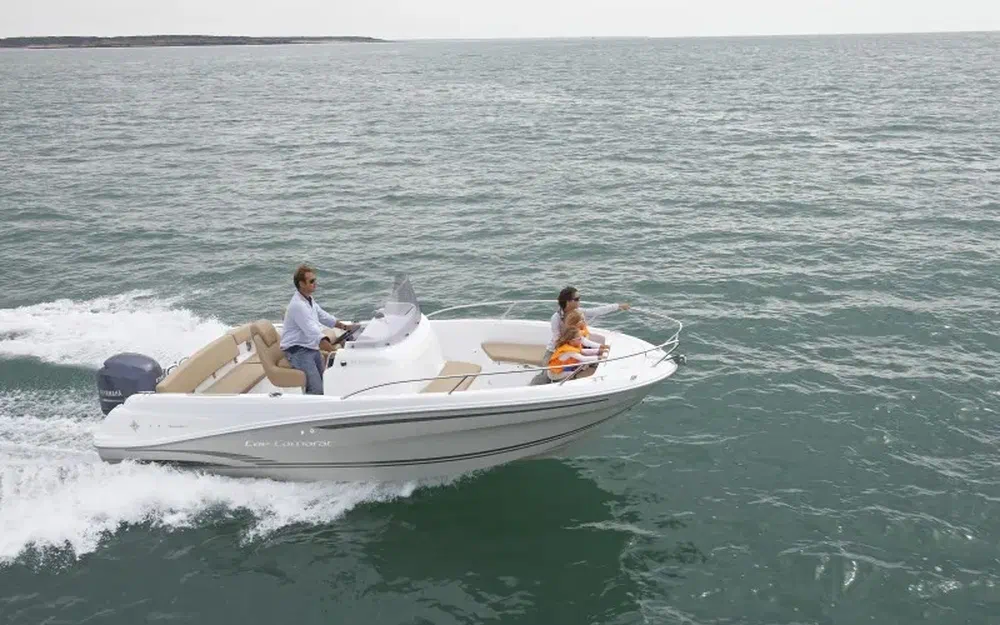 slider 5 Jeanneau Cap Camarat 6.5 CC