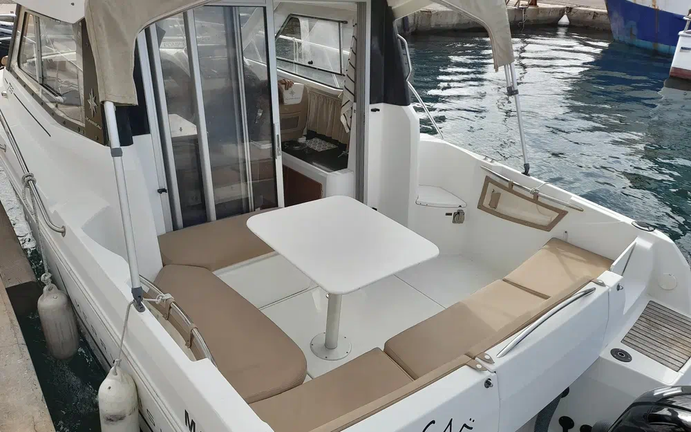 slider 3 Jeanneau Merry Fisher 755