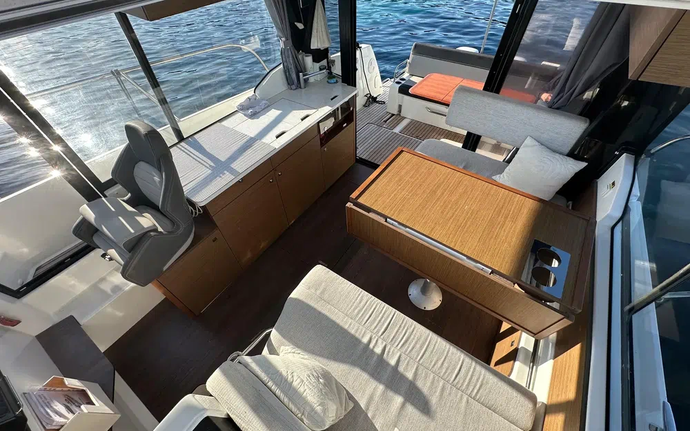 slider 16 Jeanneau Merry Fisher 1095