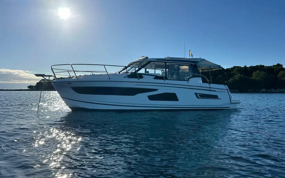 slider 6 Jeanneau Merry Fisher 1095