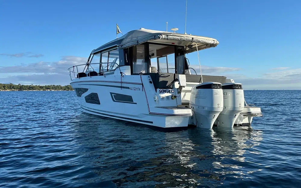 slider 7 Jeanneau Merry Fisher 1095