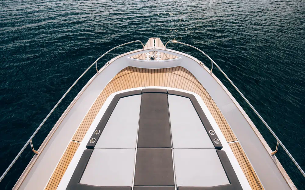 slider 4 Delphia 12 Sedan