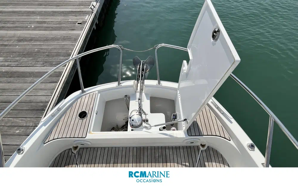 slider 10 Beneteau Flyer 10