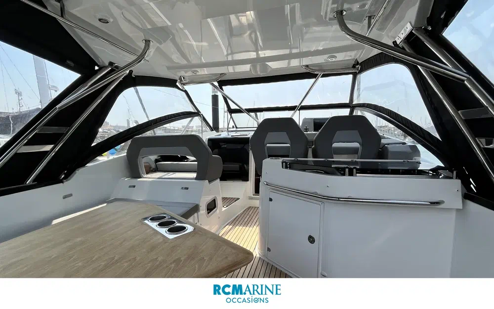 slider 15 Beneteau Flyer 10