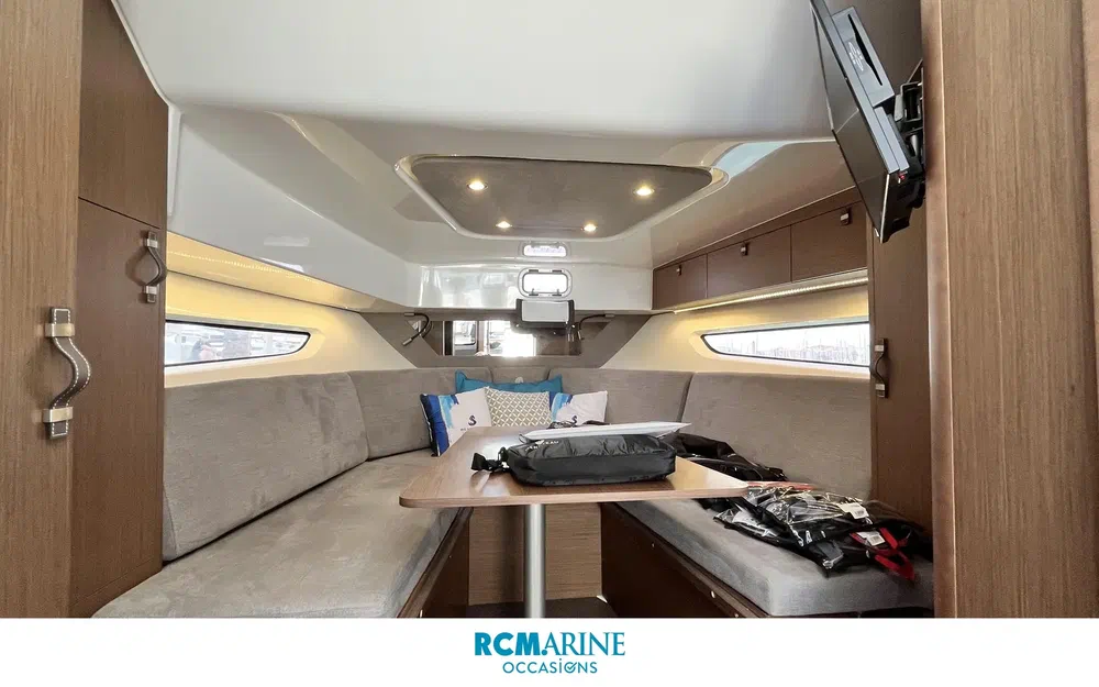 slider 18 Beneteau Flyer 10