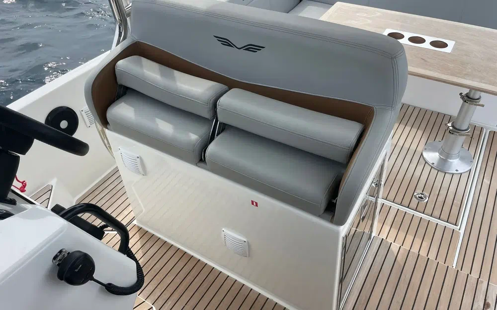 slider 9 Beneteau Flyer 9 Sundeck