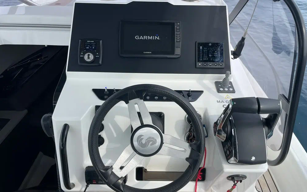 slider 7 Beneteau Flyer 9 Sundeck