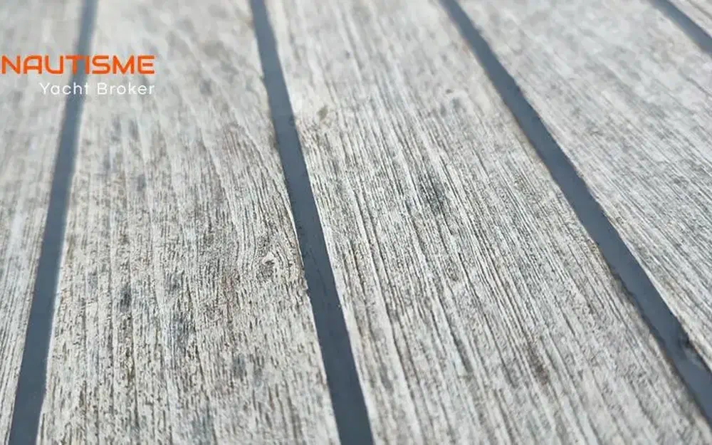 slider 20 Jeanneau Sun Odyssey 49