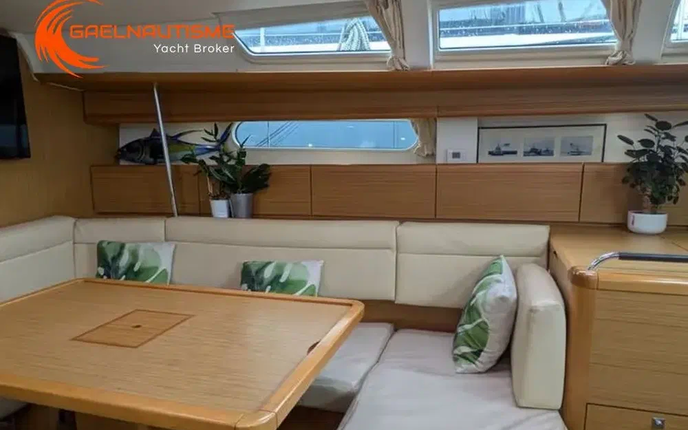 slider 5 Jeanneau Sun Odyssey 49