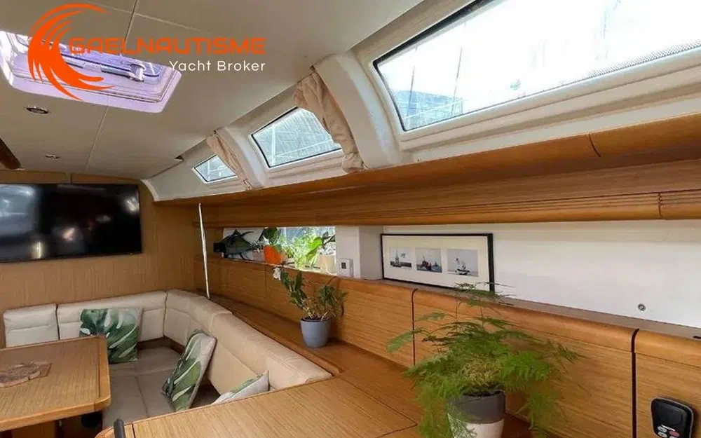slider 6 Jeanneau Sun Odyssey 49