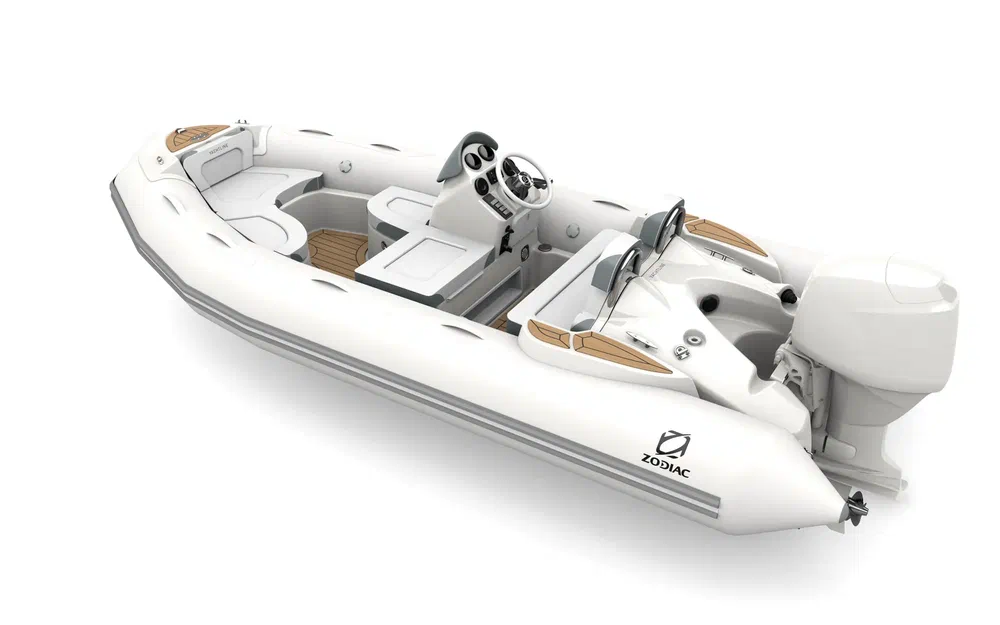 slider 0 Zodiac YACHTLINE 440