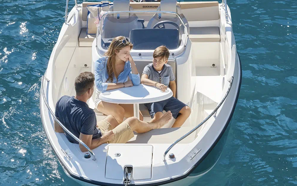 slider 7 Quicksilver Activ 555 Open