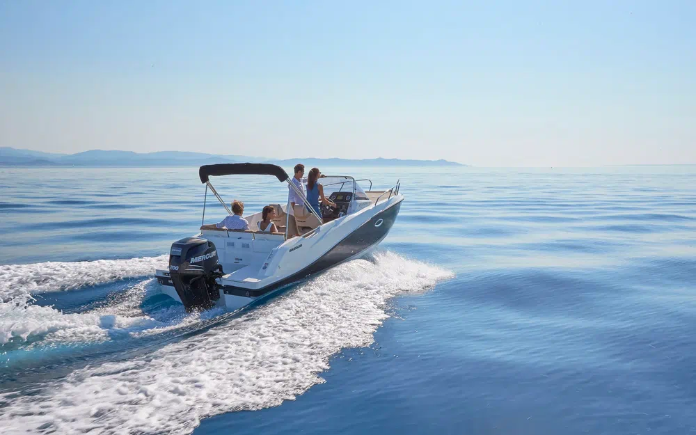 slider 2 Quicksilver Activ 675 Sundeck