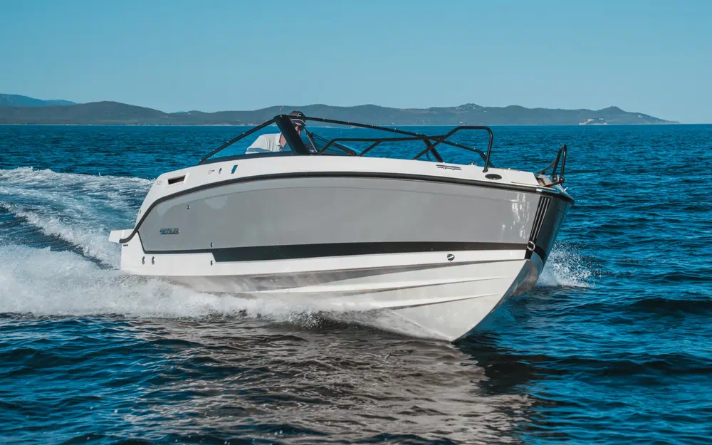 slider 4 Quicksilver Activ 675 Cruiser