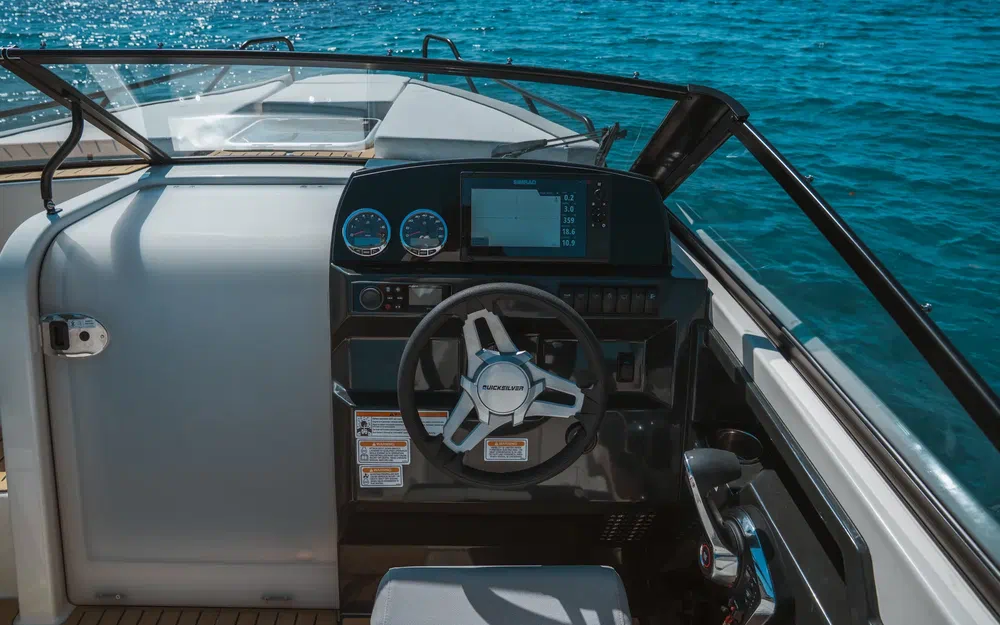 slider 7 Quicksilver Activ 675 Cruiser