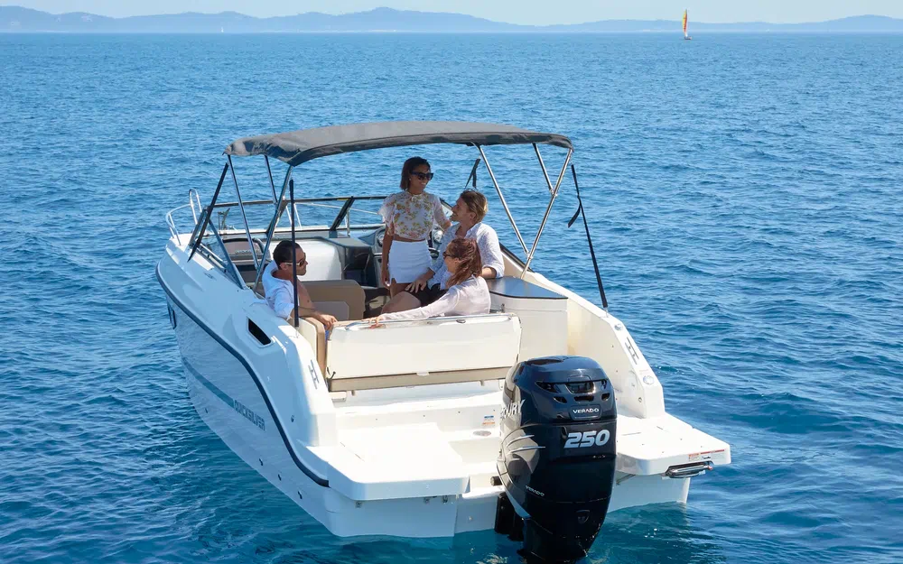 slider 3 Quicksilver Activ 755 Cruiser