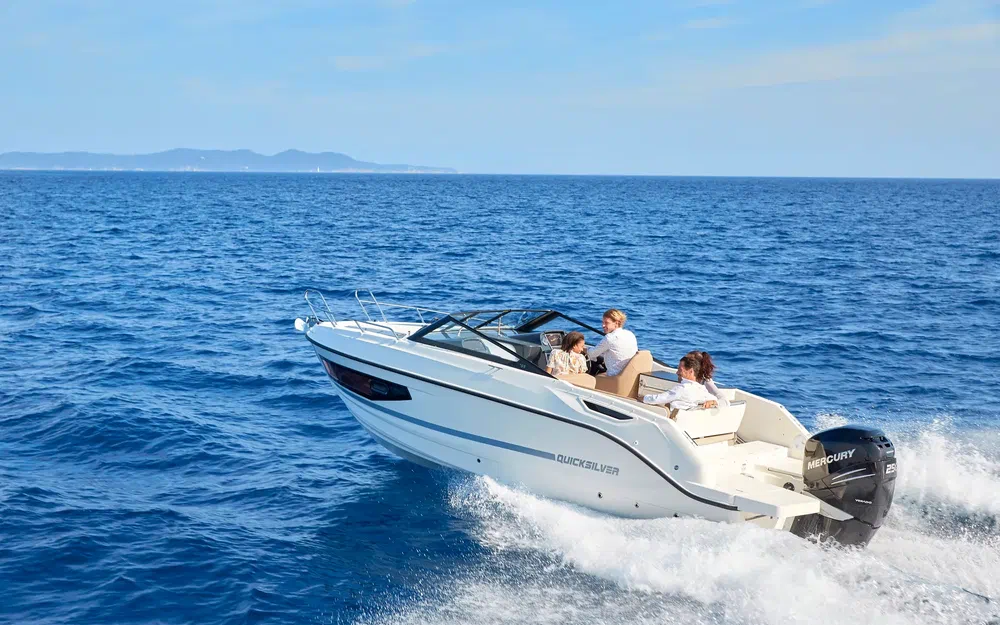 slider 2 Quicksilver Activ 755 Cruiser