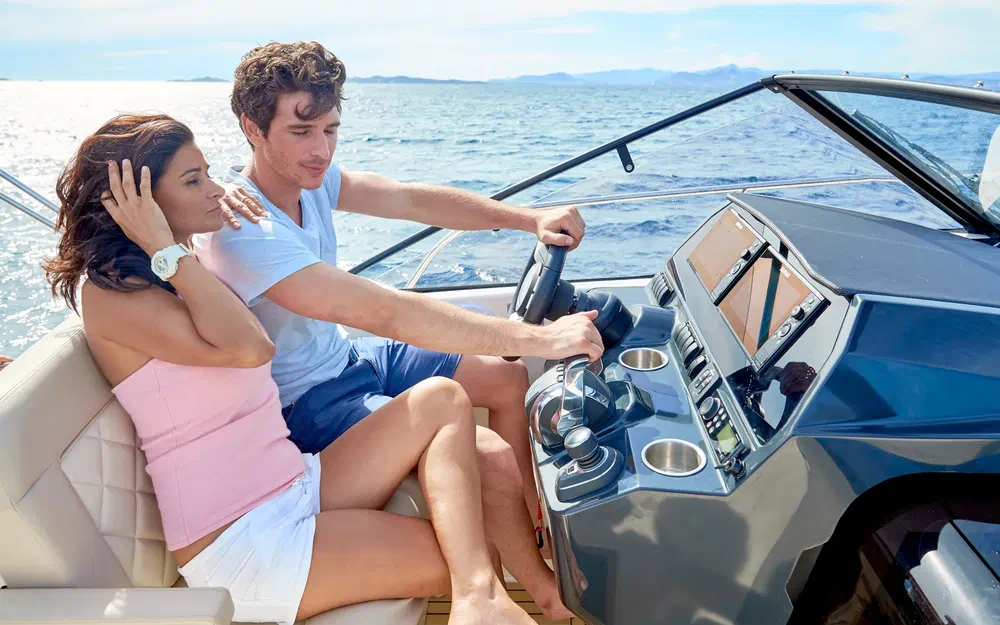 slider 6 Quicksilver Activ 875 Sundeck