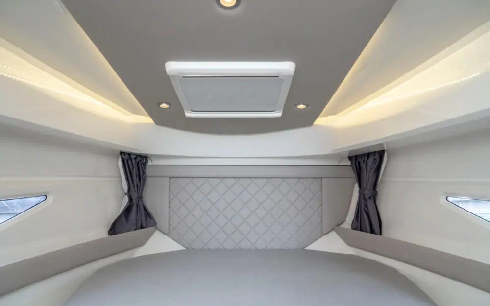 slider 8 Quicksilver Activ 905 Weekend