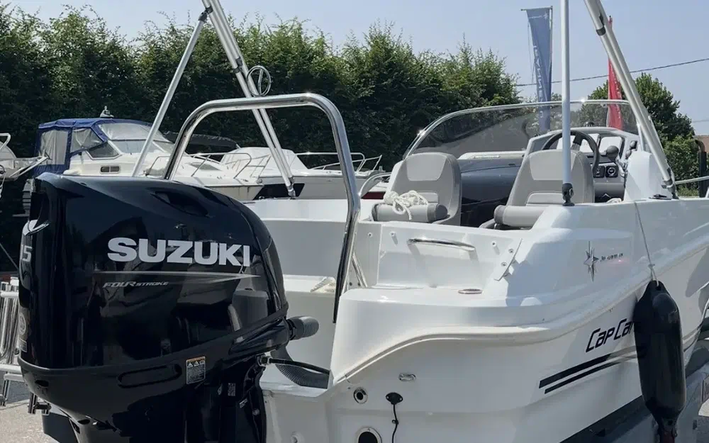 slider 2 Jeanneau Cap Camarat 5.5 WA