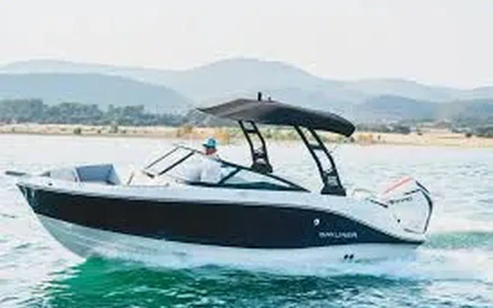 slider 7 Bayliner V20