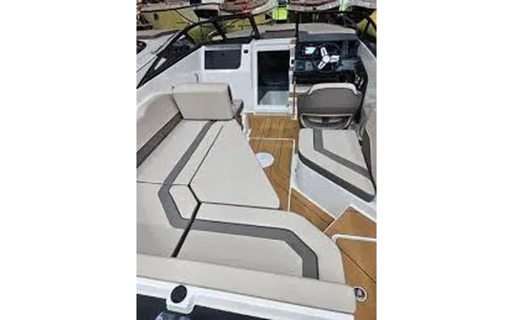 slider 2 Bayliner C21