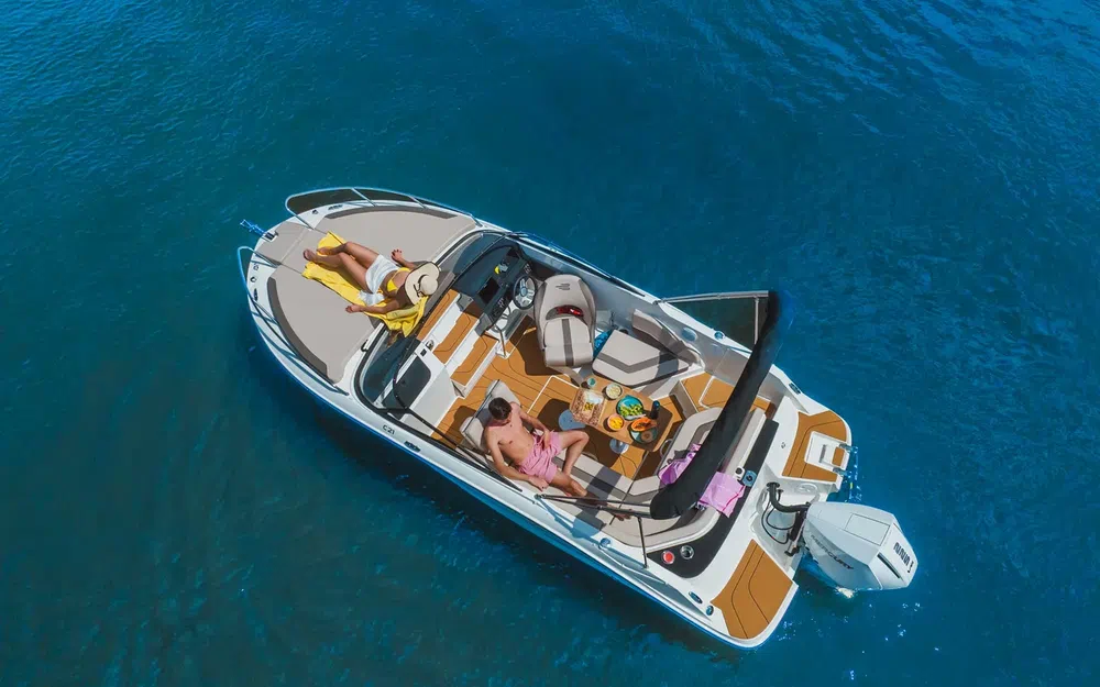 slider 3 Bayliner C21