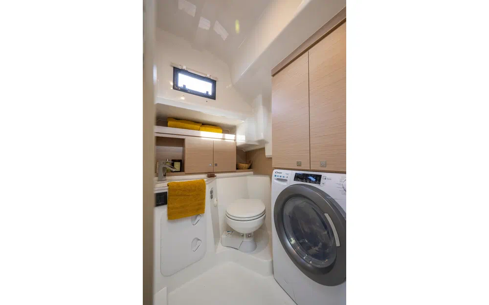 slider 20 Delphia 12