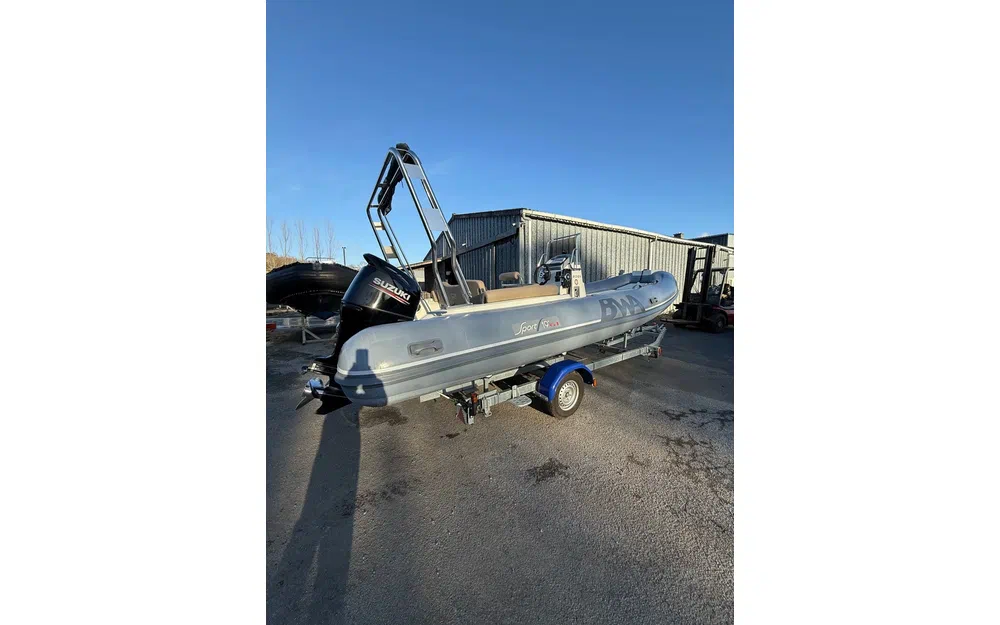 slider 10 BWA Sport 19 GT