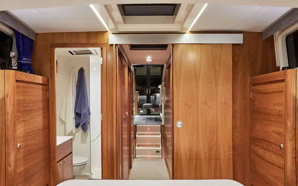 slider 19 Delphia 12 Fly