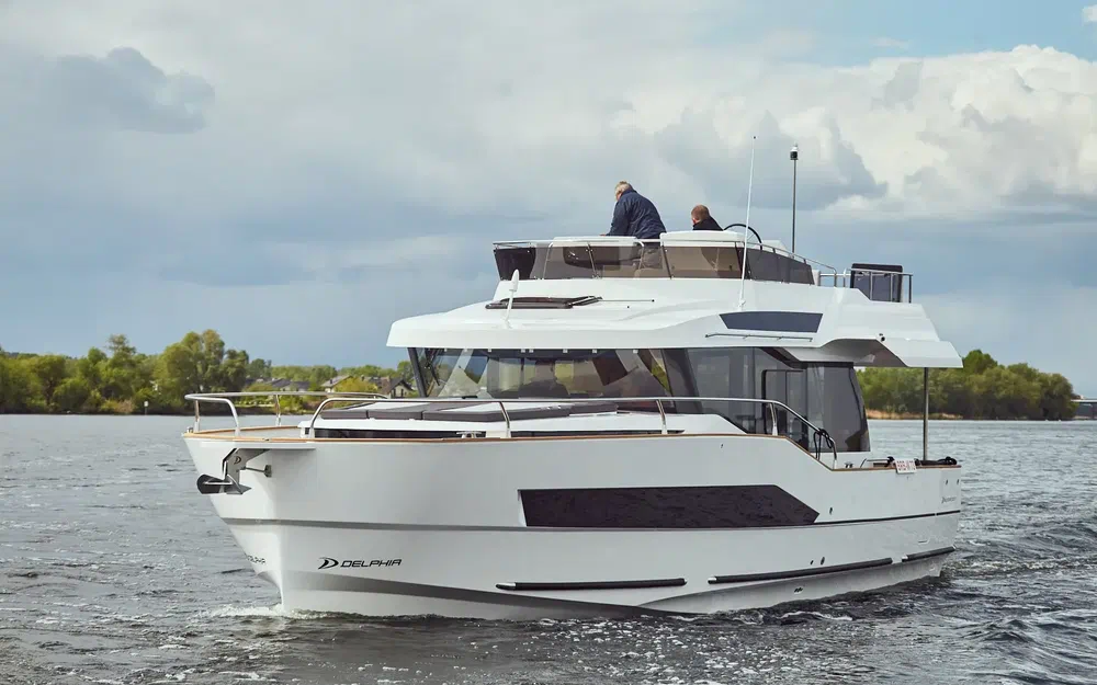 slider 3 Delphia 12 Fly