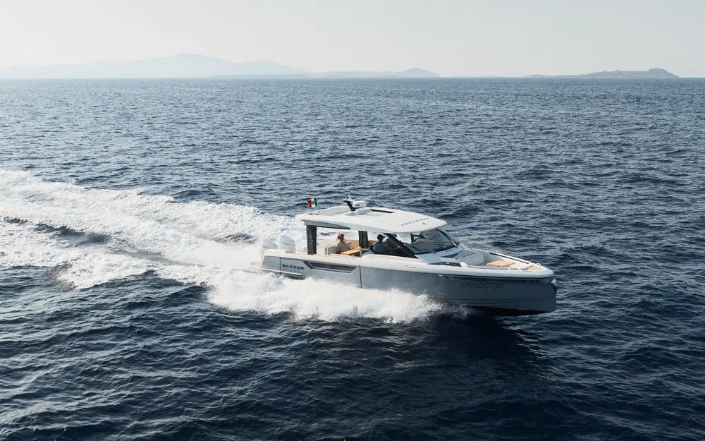 slider 3 Saxdor 400 GTO