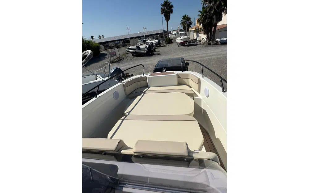 slider 22 Quicksilver Activ 805 Open