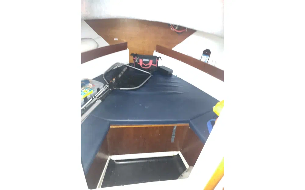 slider 18 Beneteau Antares 620