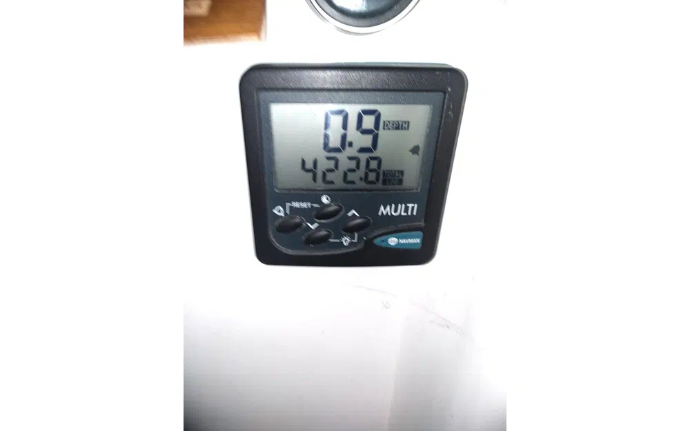 slider 19 Beneteau Antares 620