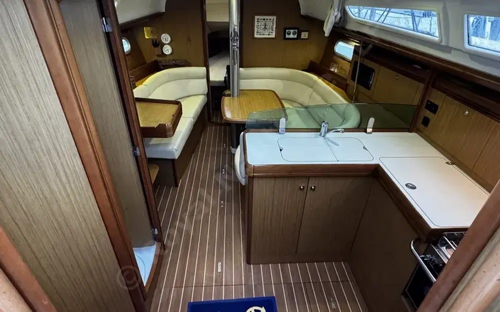 slider 9 Jeanneau Sun Odyssey 36 i