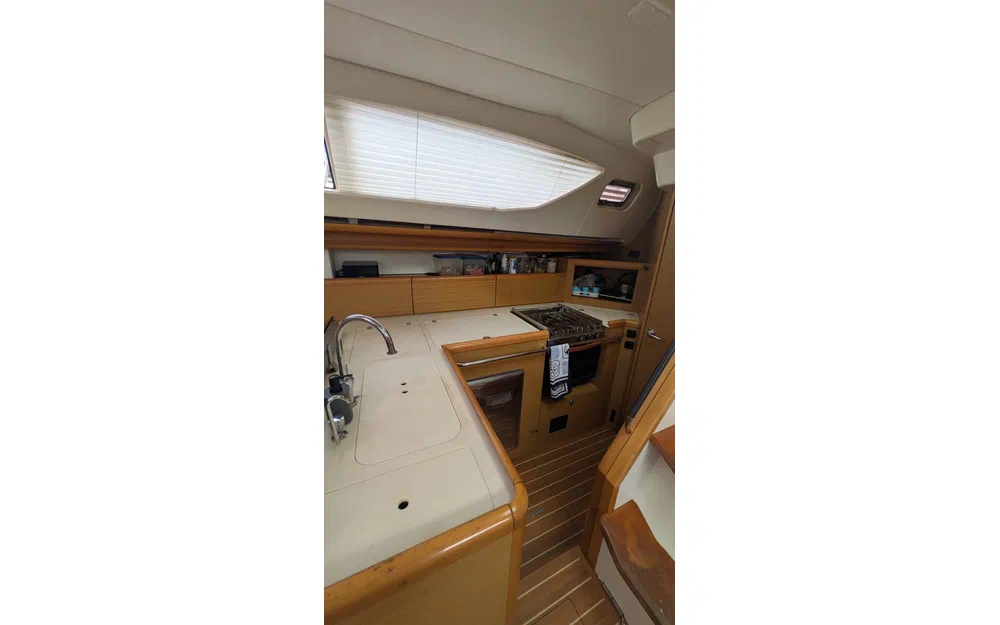 slider 10 Jeanneau Sun Odyssey 45 DS