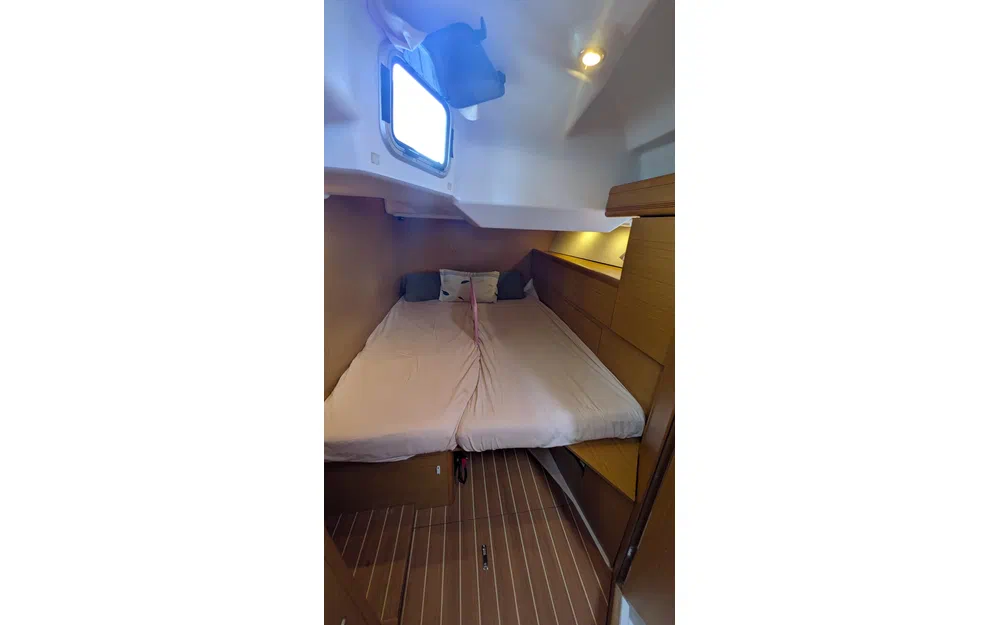 slider 14 Jeanneau Sun Odyssey 45 DS