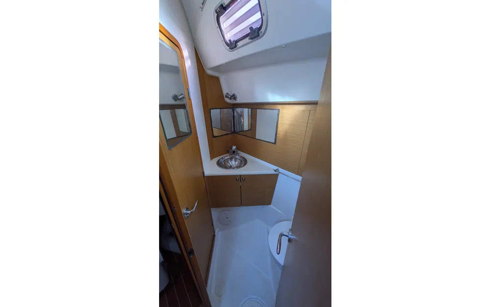 slider 15 Jeanneau Sun Odyssey 45 DS