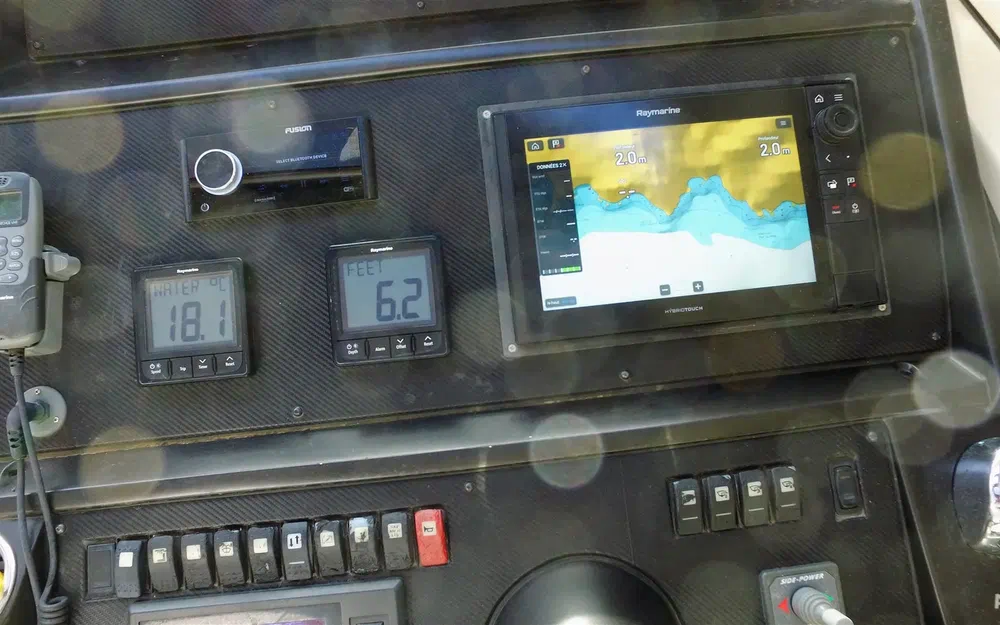 slider 12 Sunseeker Portofino 48