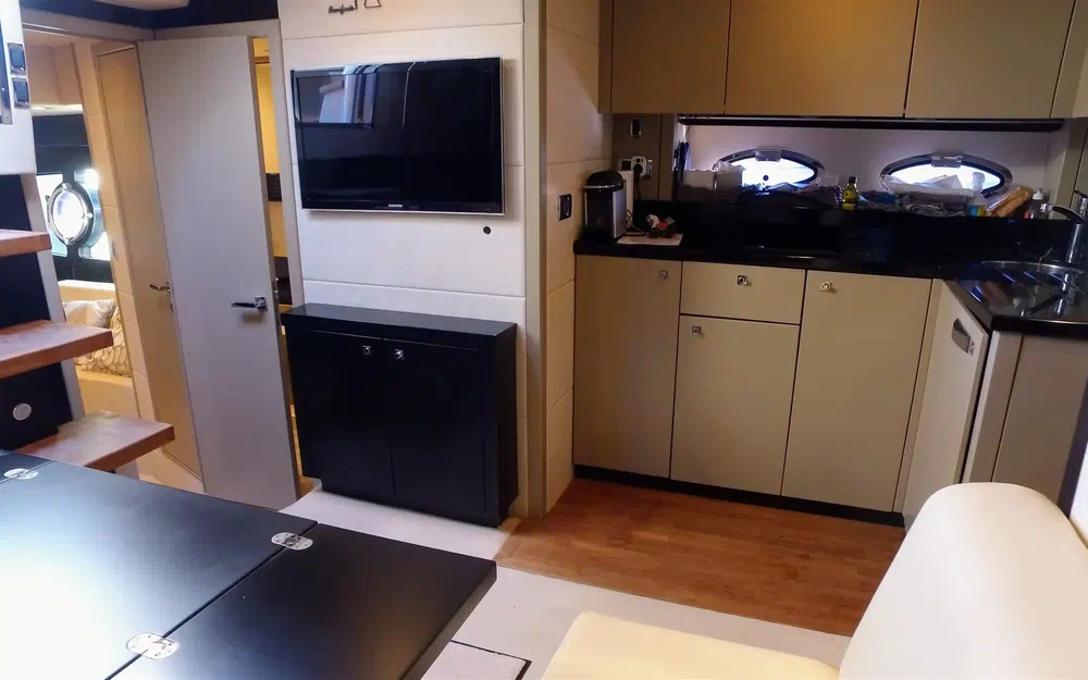 slider 15 Sunseeker Portofino 48