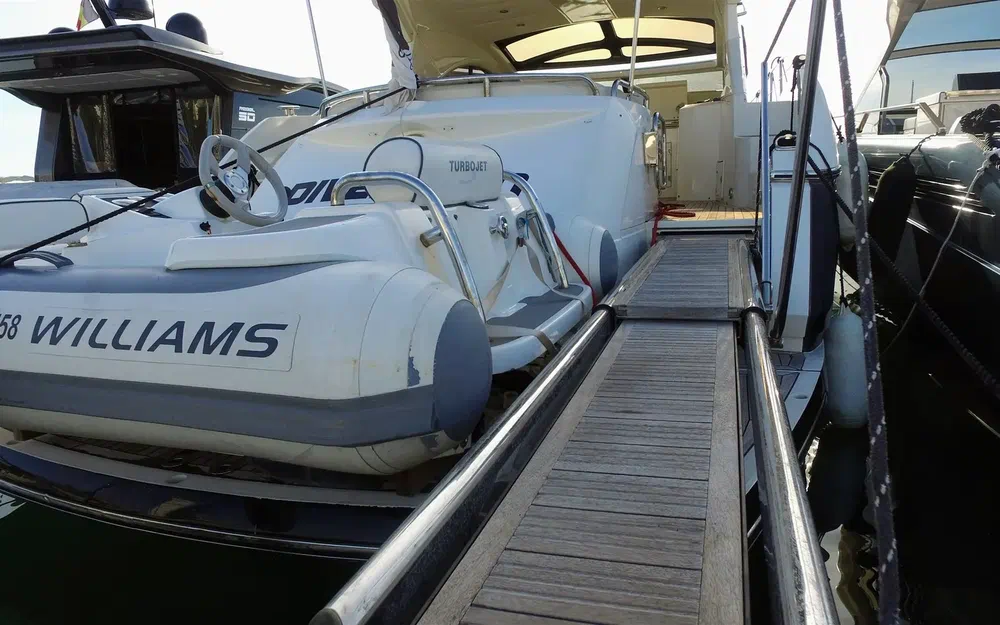 slider 3 Sunseeker Portofino 48